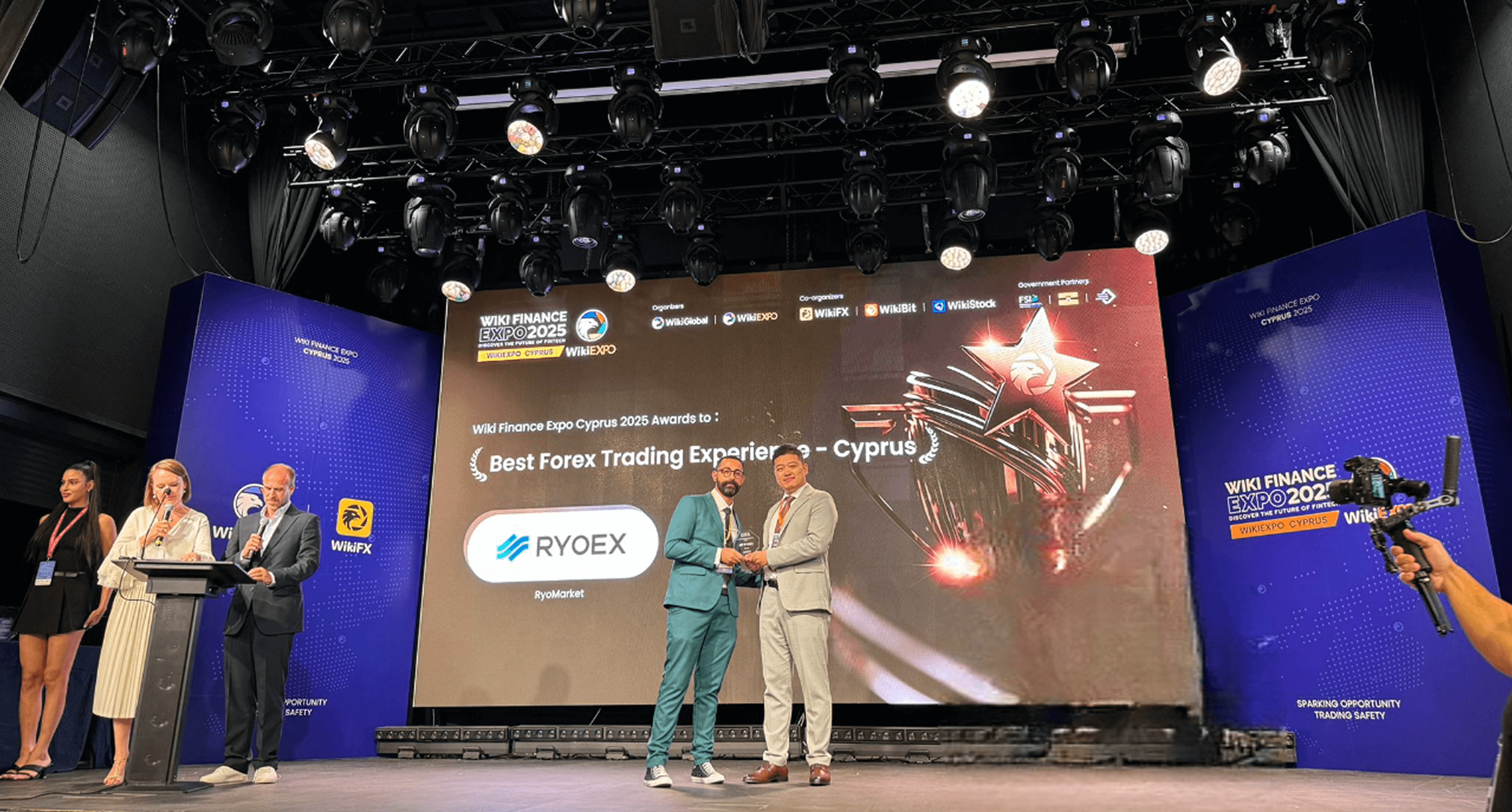 RYOEXが「最優秀FX取引体験賞」を受賞|Wiki Finance EXPO Cyprus 2025